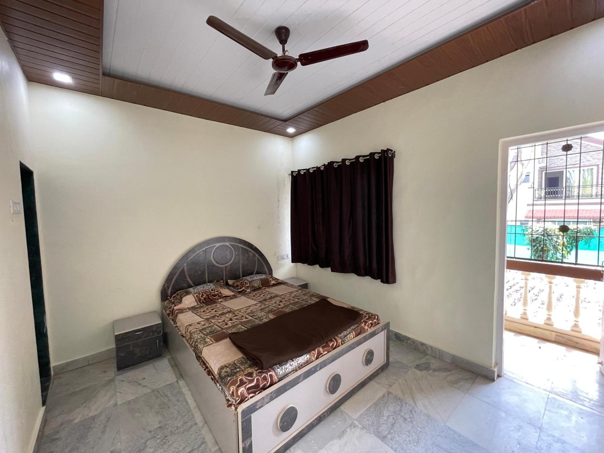 Zars Villa, Лонавала Экстерьер фото